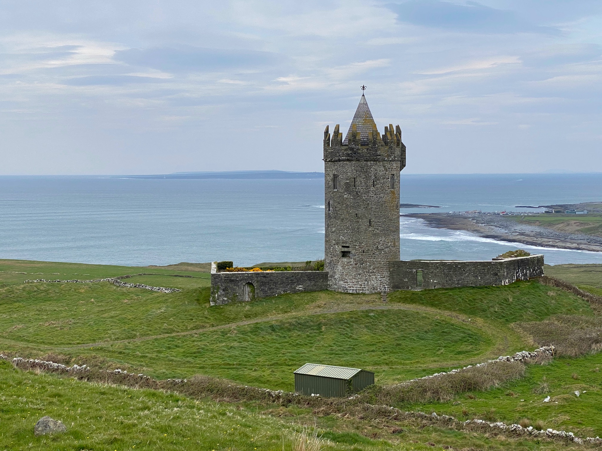 Doonagore Castle